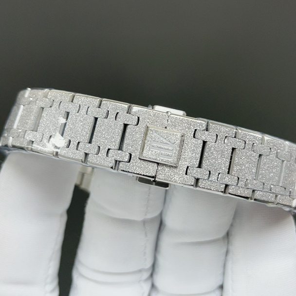 AUDEMARS  PIGUET Royal  Oak 33mm  AU0485