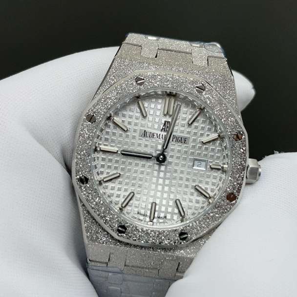 AUDEMARS  PIGUET Royal  Oak 33mm  AU0485