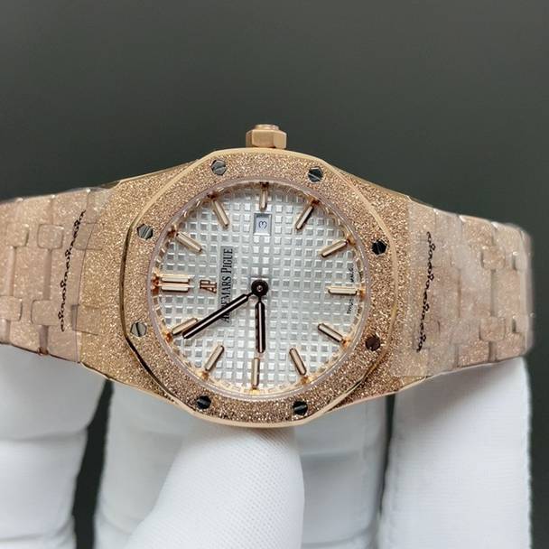 AUDEMARS  PIGUET Royal  Oak 33mm  AU0488