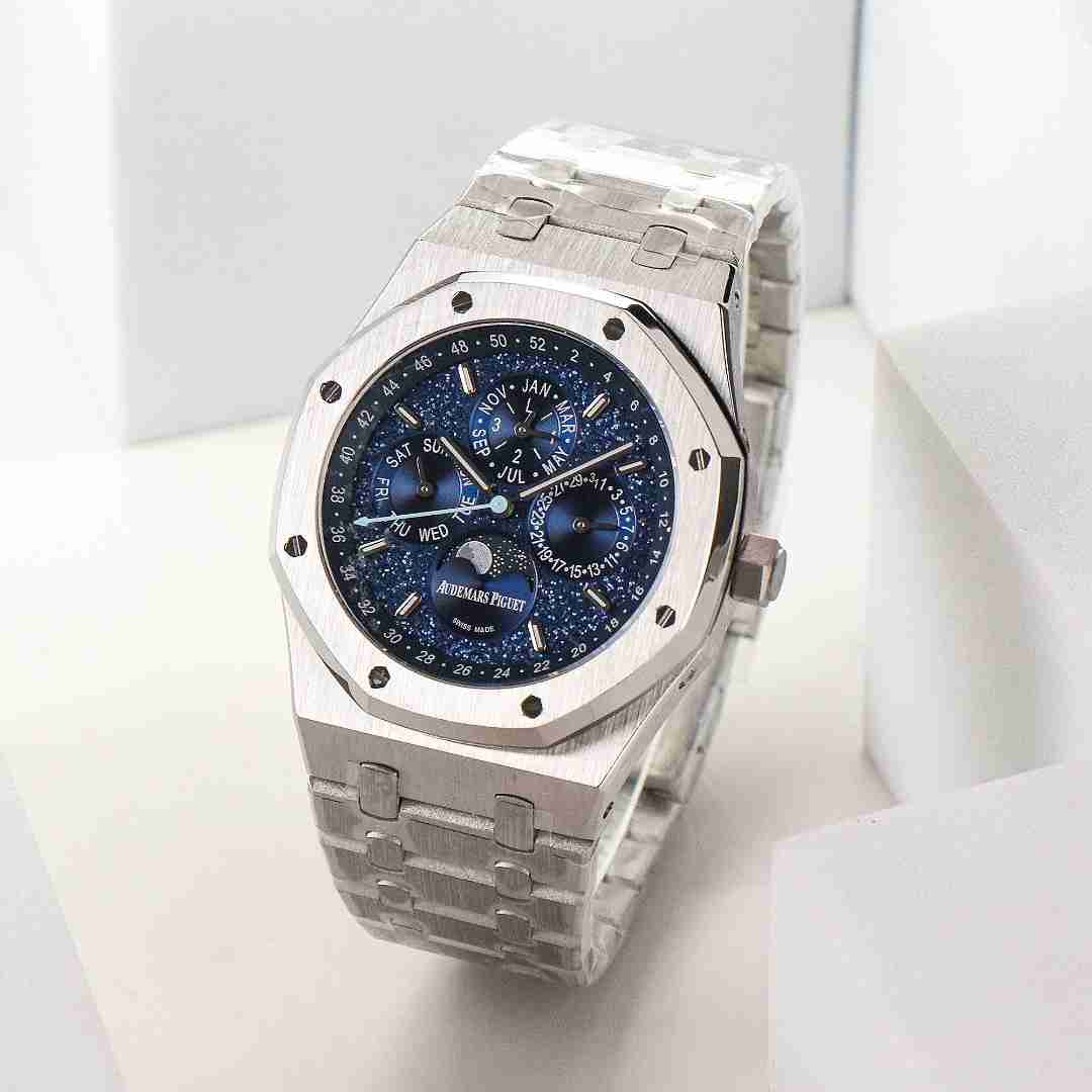 AUDEMARS PIGUET Royal Oak AU0492 AUDEMARS PIGUET Royal Oak AU0492