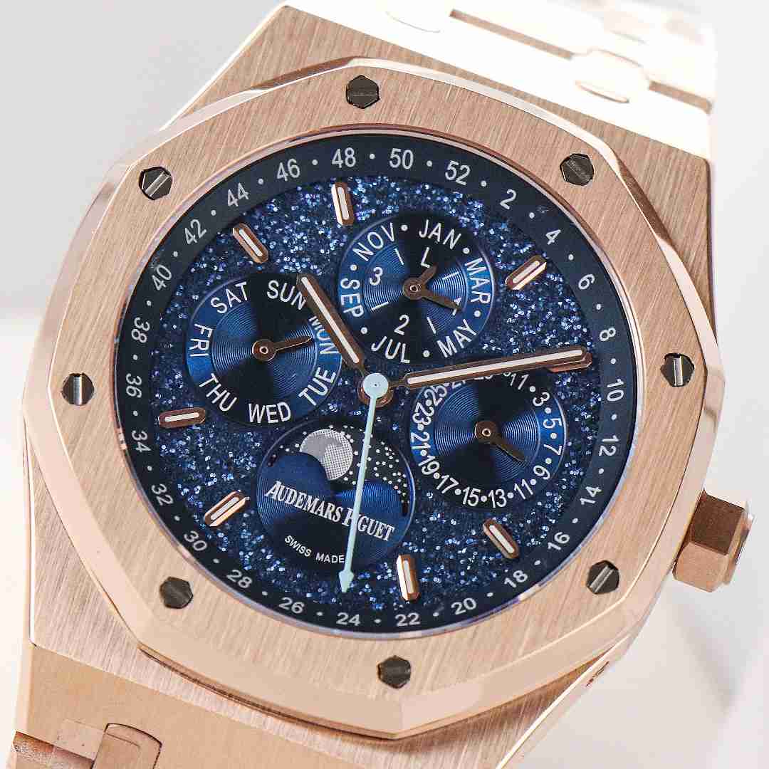 AUDEMARS    PIGUET Royal Oak AU0493