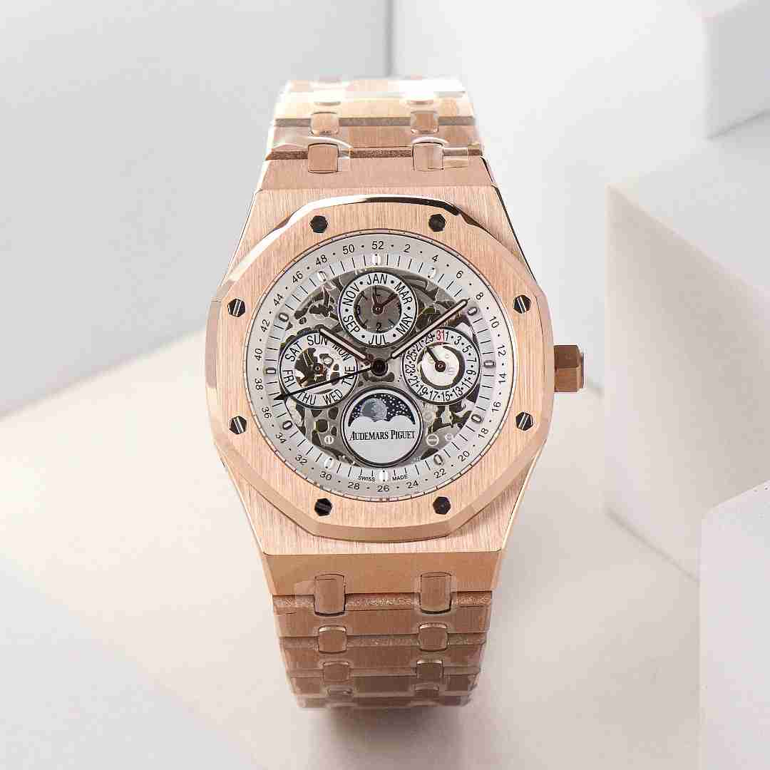AUDEMARS    PIGUET Royal Oak AU0494