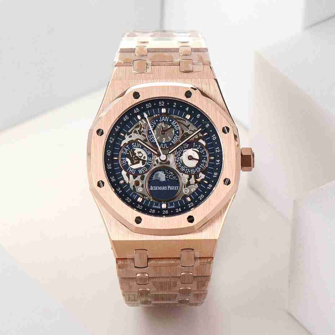 AUDEMARS    PIGUET Royal Oak AU0495