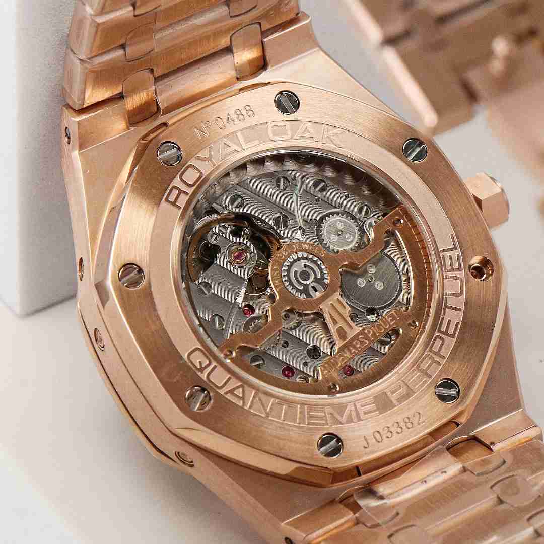 AUDEMARS    PIGUET Royal Oak AU0495