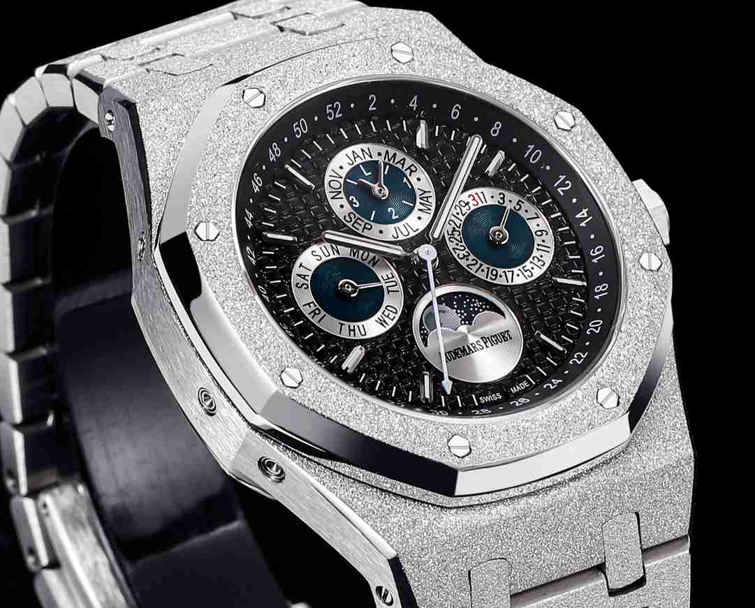 AUDEMARS    PIGUET Royal Oak AU0496
