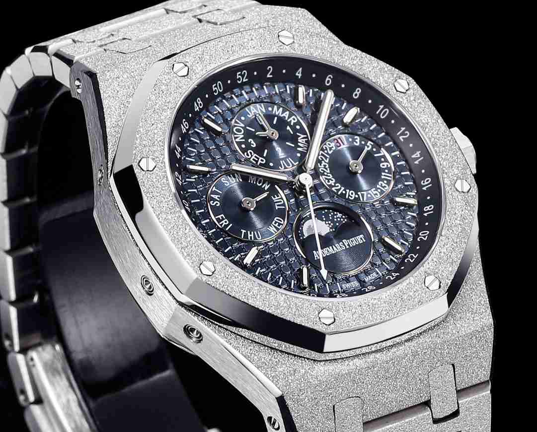 AUDEMARS    PIGUET Royal Oak AU0497