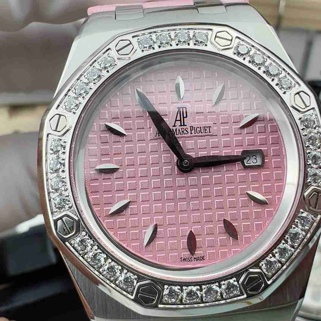 AUDEMARS  PIGUET Royal  Oak 33mm  AU0503