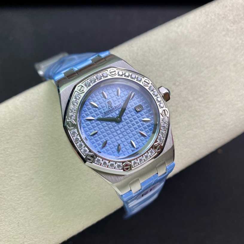 AUDEMARS  PIGUET Royal  Oak 33mm  AU0505