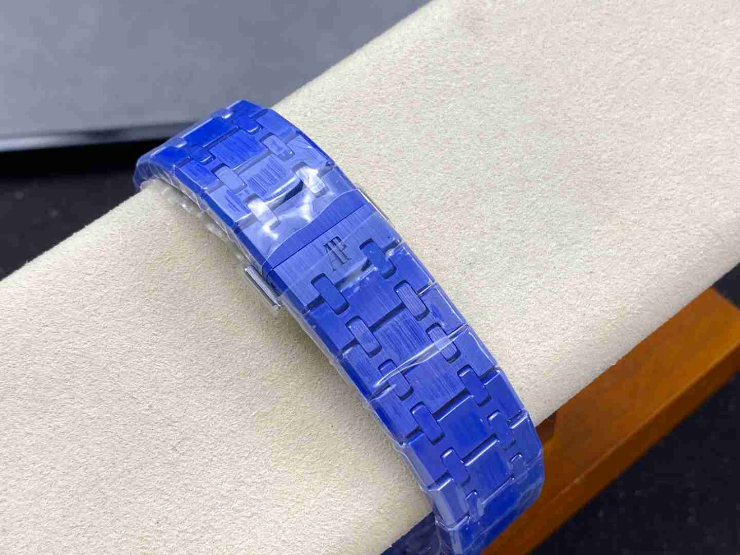 AUDEMARS PIGUET Royal Oak 41 AU0507(2025 new ceramic ) AUDEMARS PIGUET Royal Oak 41 AU0507(2025 new ceramic )
