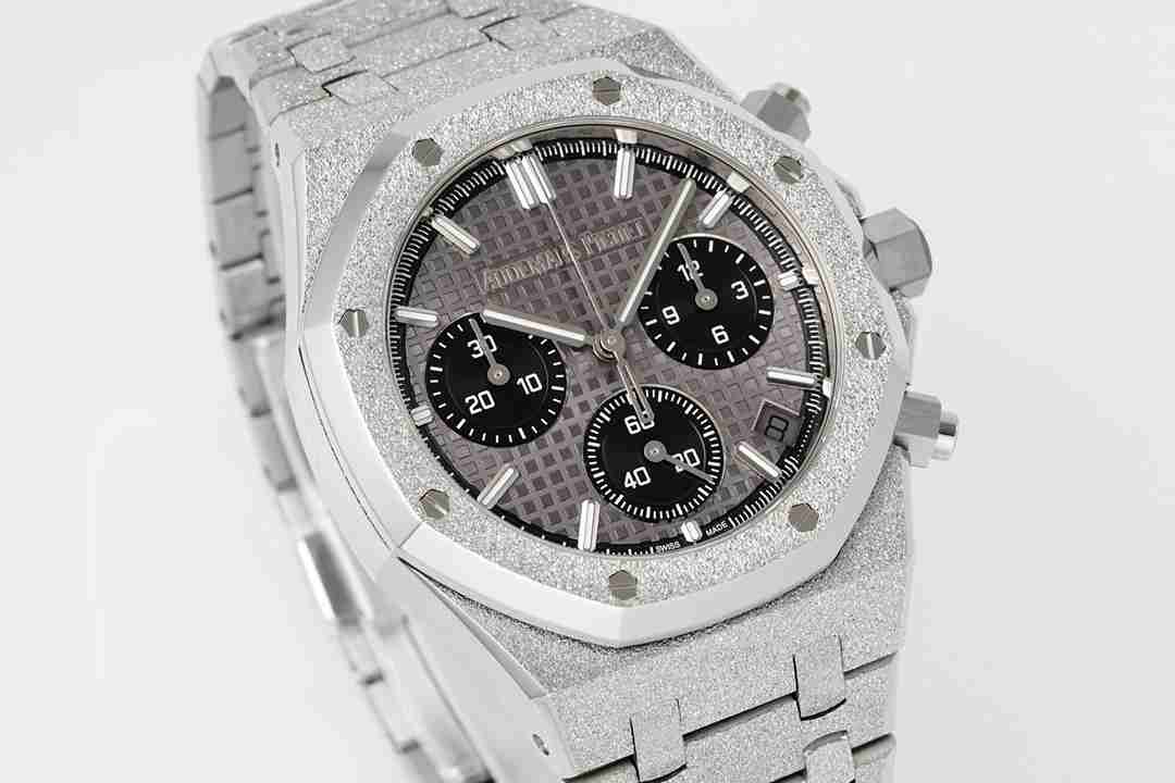 AUDEMARS    PIGUET  Royal Oak 41 AU0518（2025 new )