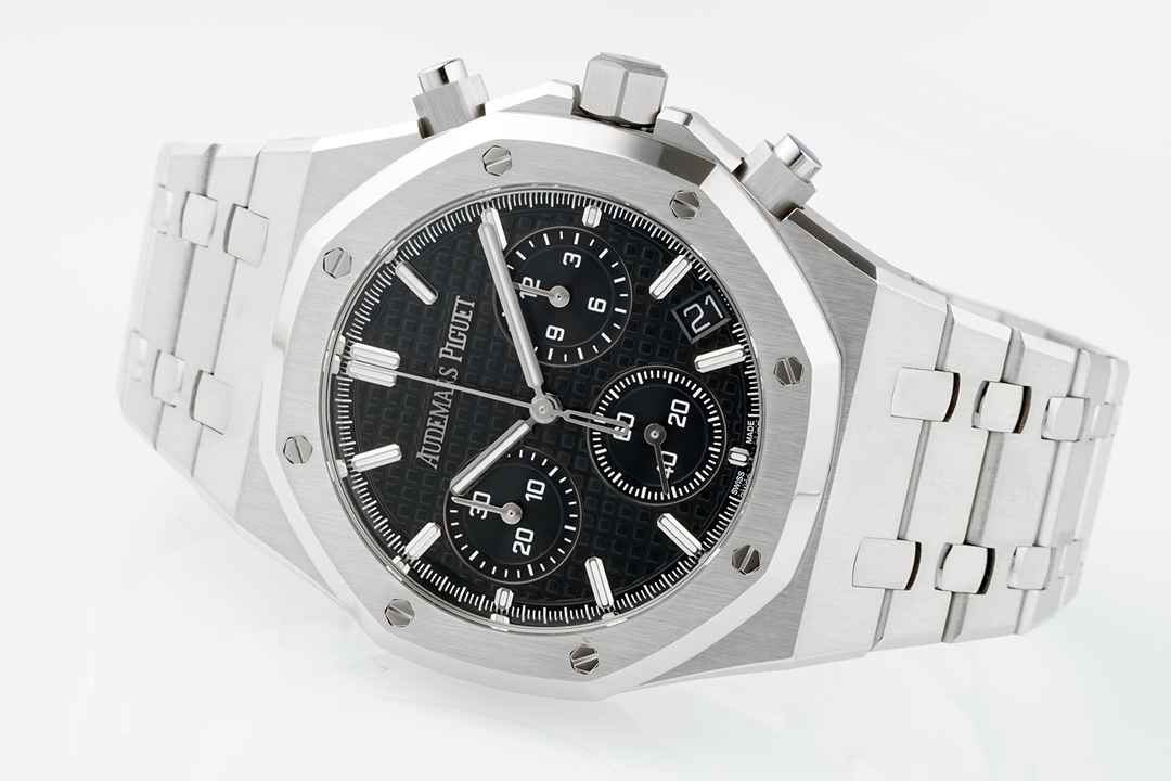 AUDEMARS    PIGUET  Royal Oak 41 AU0520（2025 new )