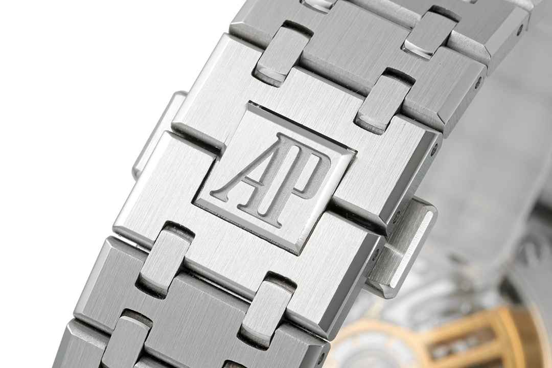 AUDEMARS PIGUET Royal Oak 41 AU0520(2025 new ) AUDEMARS PIGUET Royal Oak 41 AU0520(2025 new )