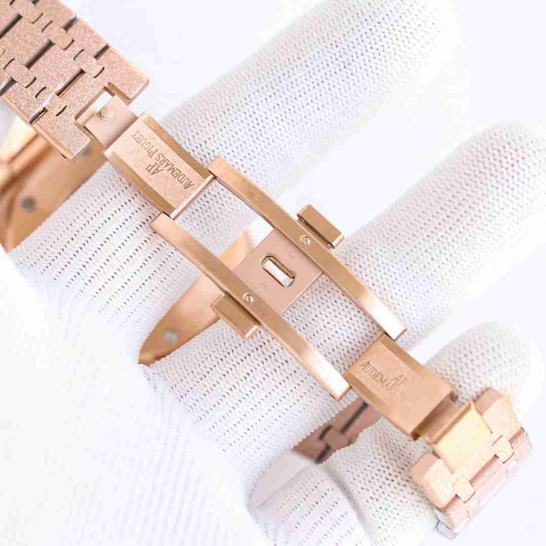 AUDEMARS     PIGUET Royal Oak 41mm AU0537