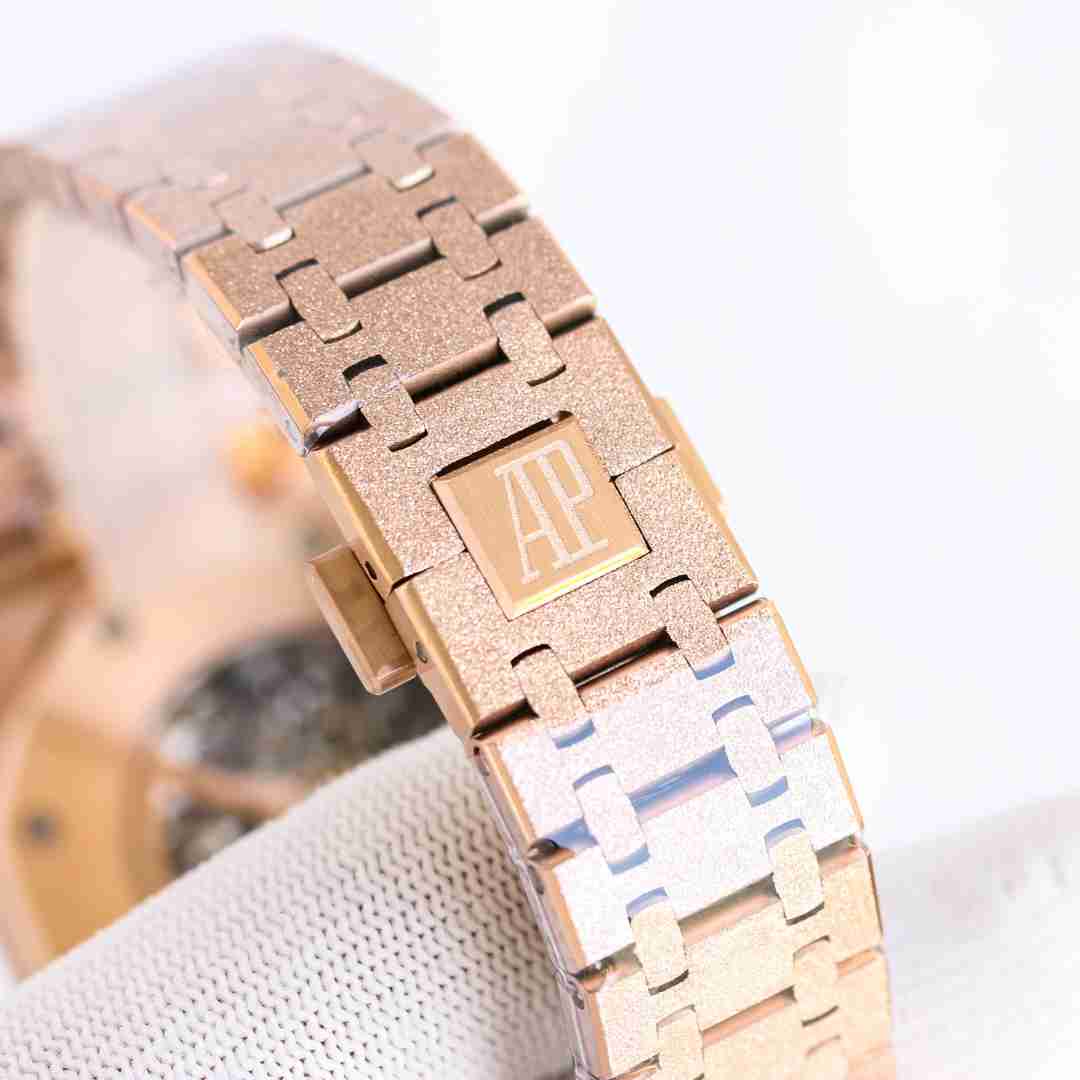 AUDEMARS     PIGUET Royal Oak 41mm AU0537