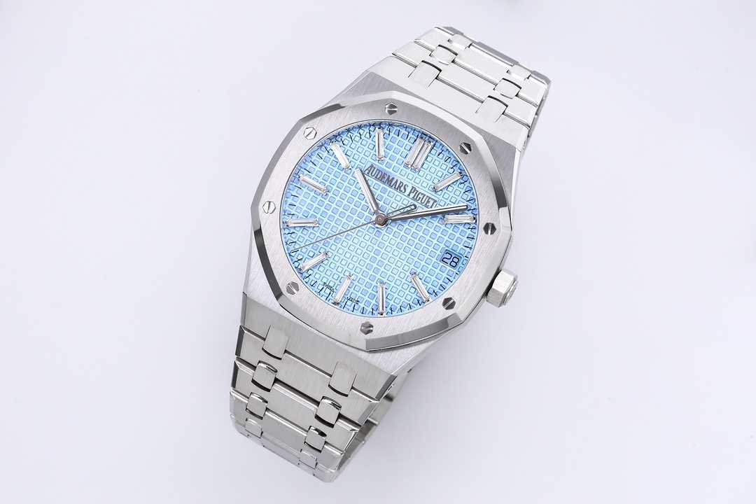 AUDEMARS     PIGUET Royal Oak 41mm AU0545