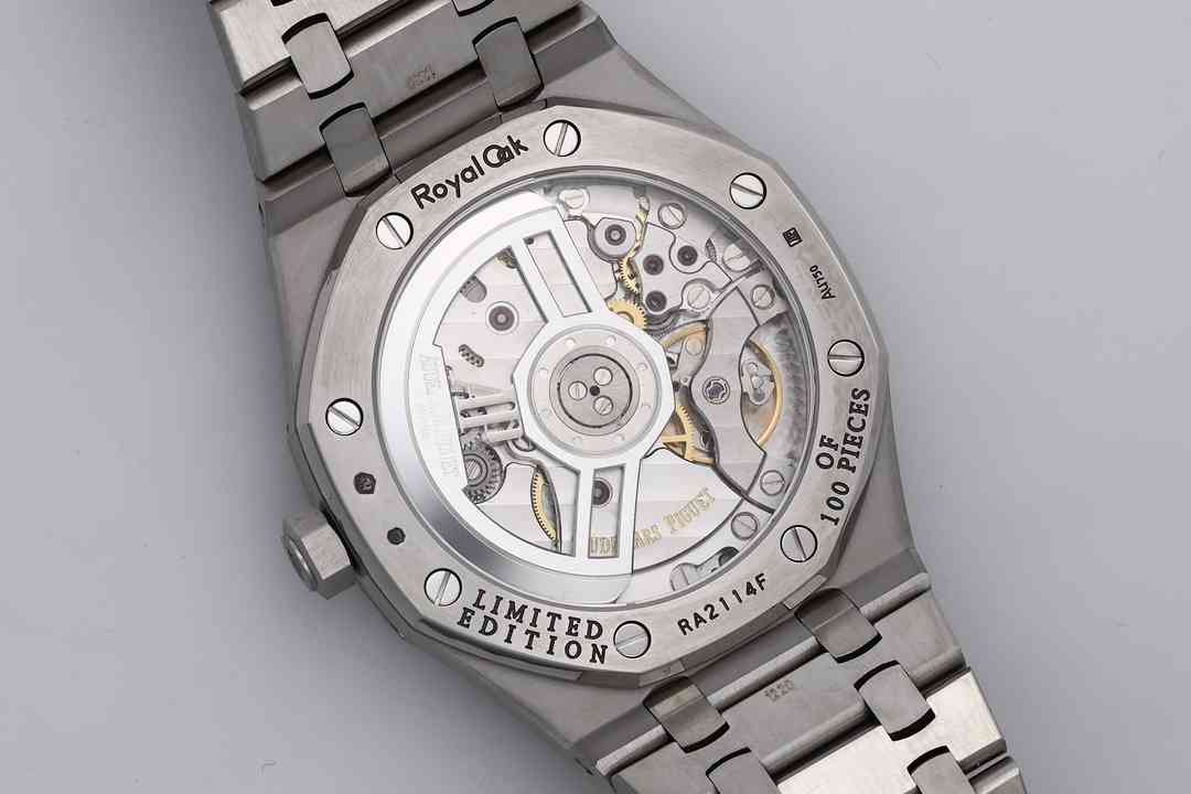 AUDEMARS     PIGUET Royal Oak 41mm AU0545