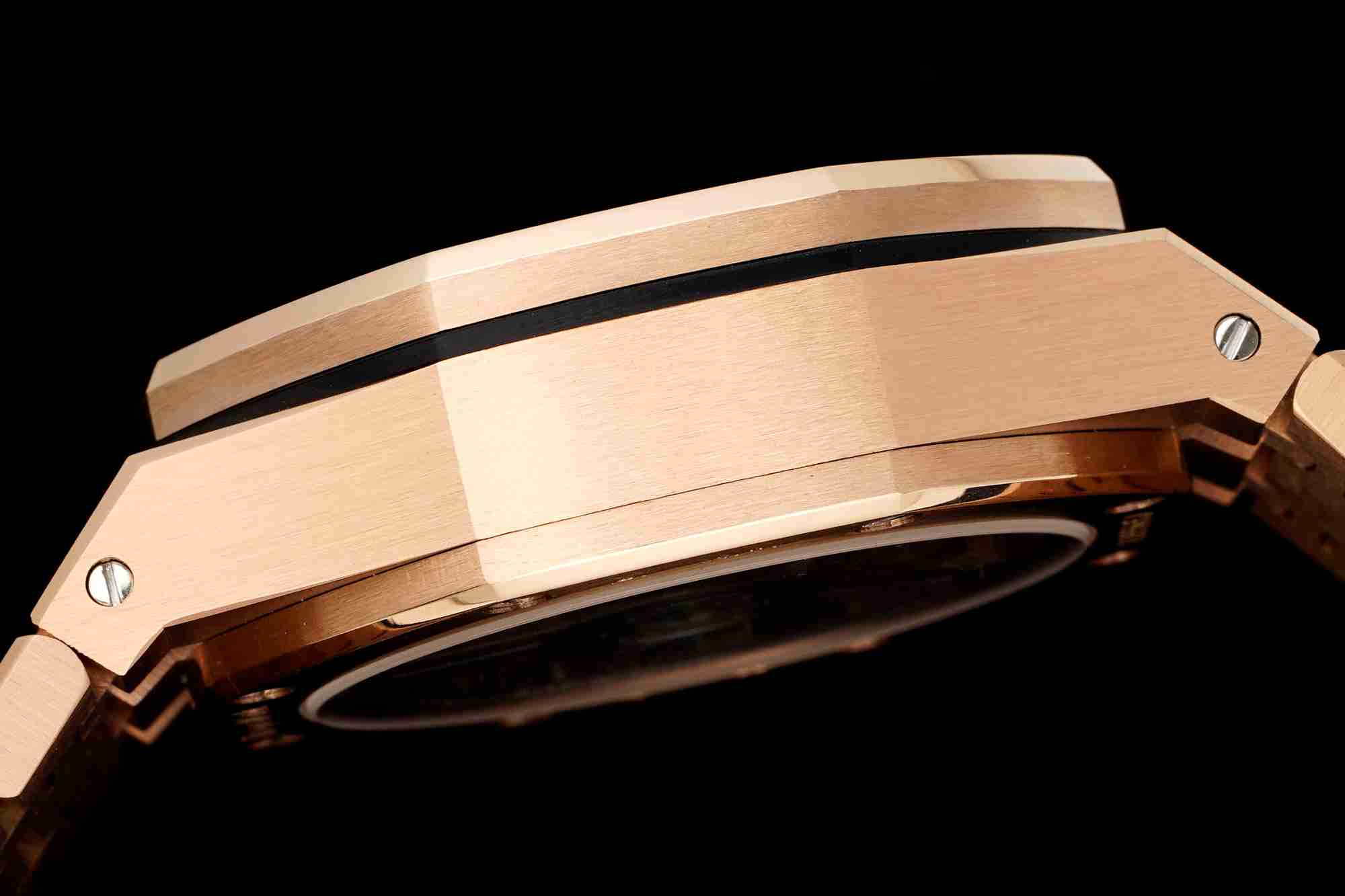 AUDEMARS     PIGUET Royal Oak 41mm AU0548