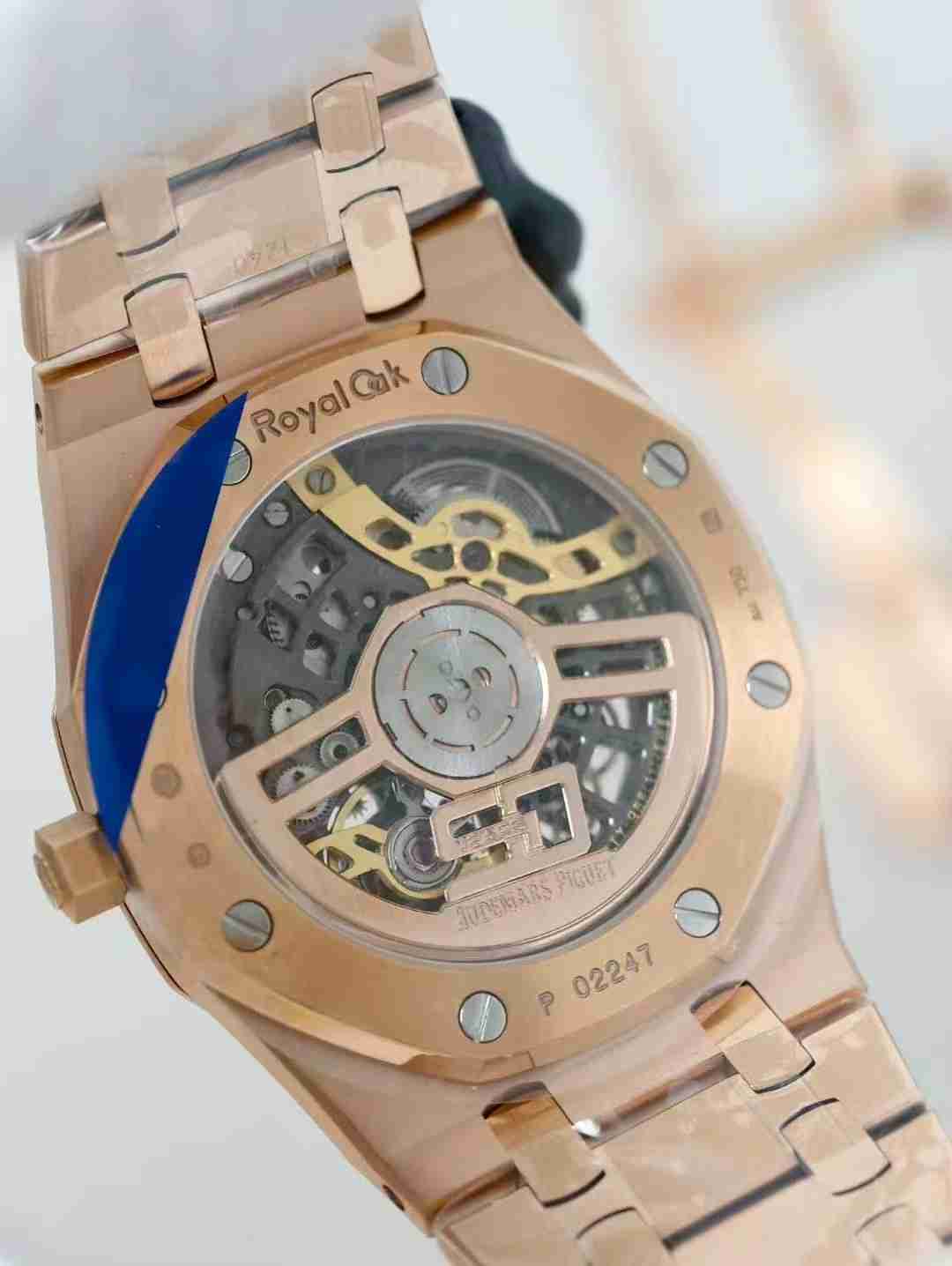 AUDEMARS     PIGUET Royal Oak 41mm AU0551