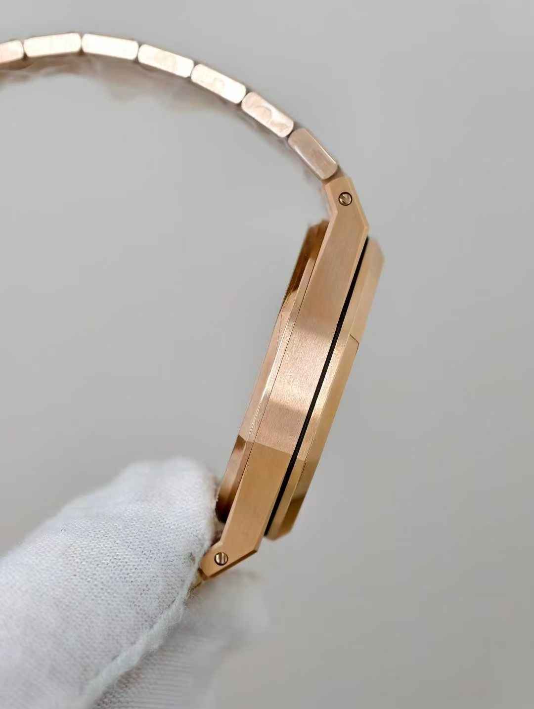AUDEMARS     PIGUET Royal Oak 41mm AU0551