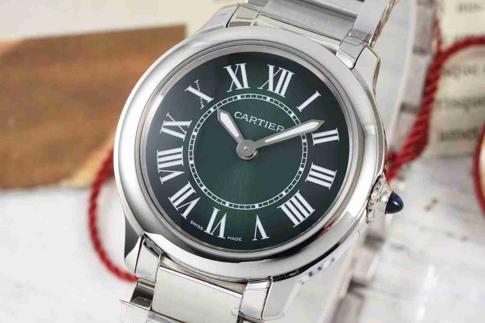 CARTIER  RONDE DE 29mm CA0474