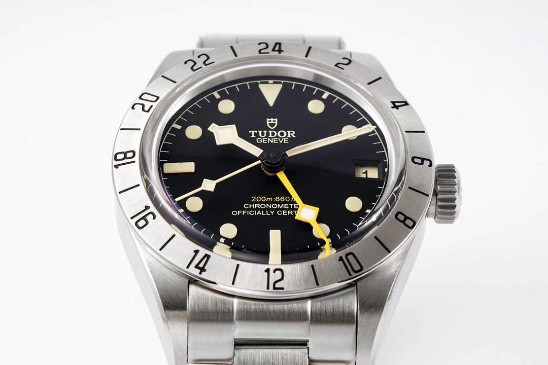 TUDOR 39mm DT0003