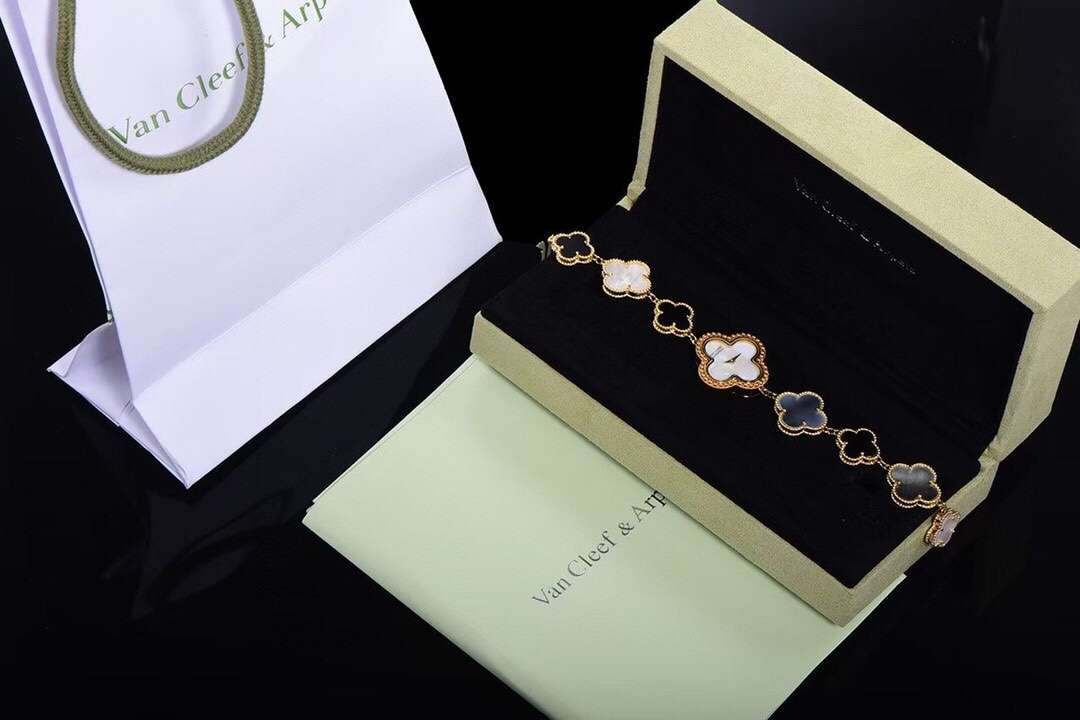 Van Cleef & Arpels FK0029