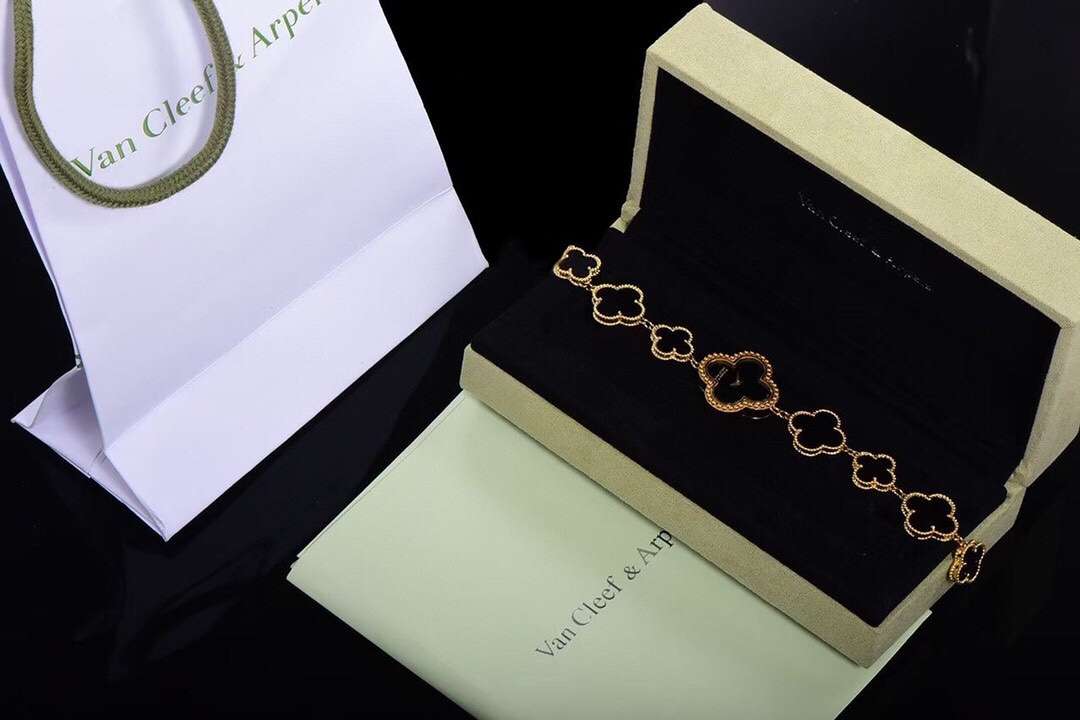 Van Cleef & Arpels FK0030