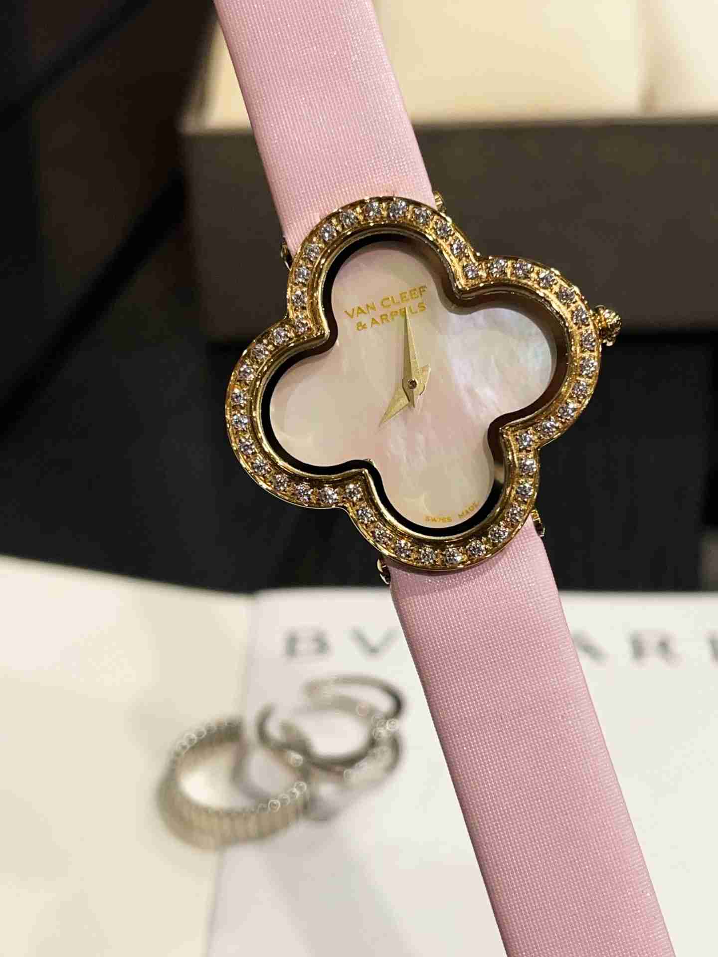 Van Cleef & Arpels FK0042