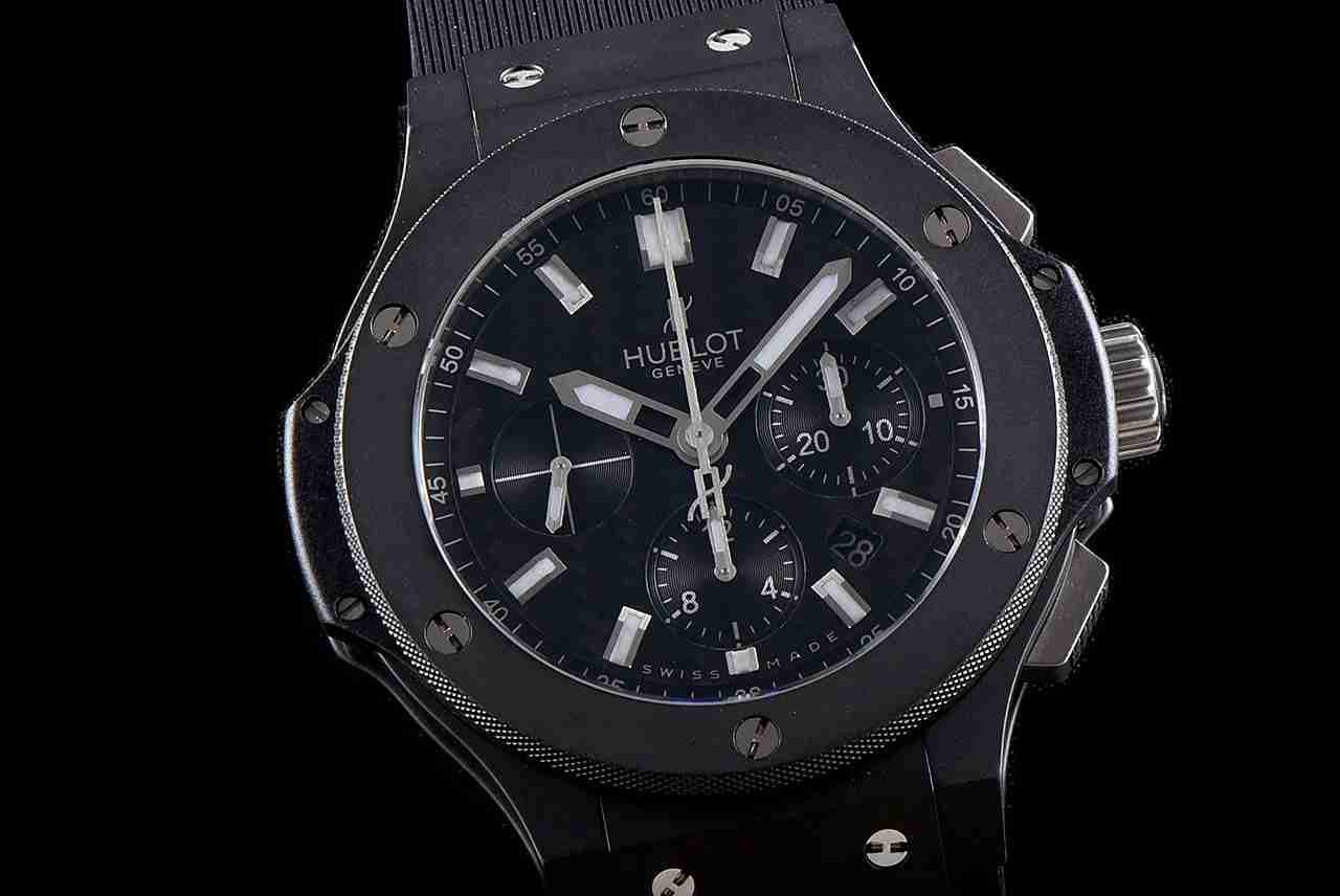 HUBLOT   Big Bang HO0105