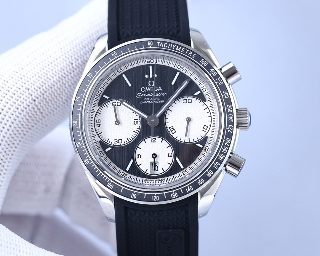 OMEGA   SPEEDMASTER  OM0100