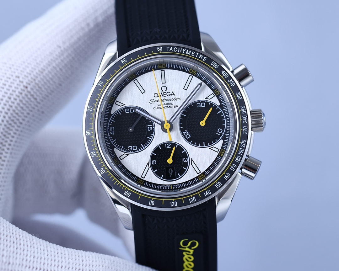 OMEGA   SPEEDMASTER  OM0103