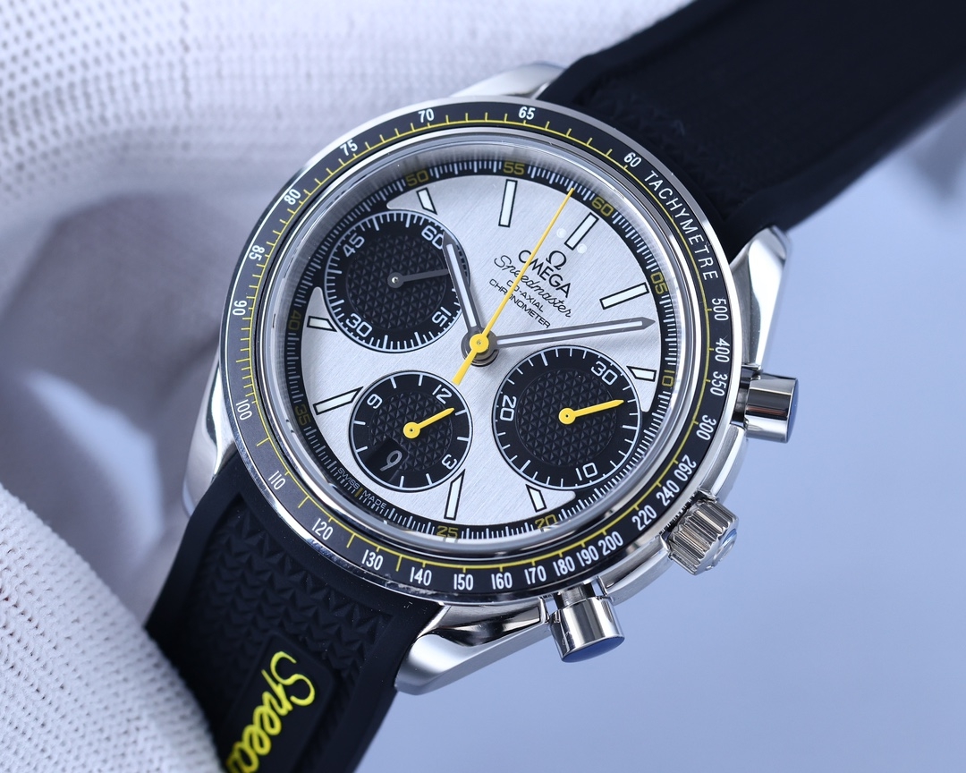 OMEGA   SPEEDMASTER  OM0103