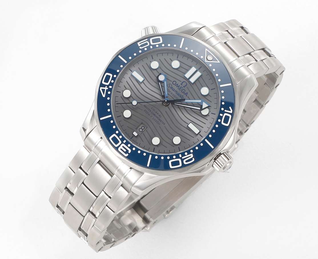 OMEGA   SEAMASTER OM0132