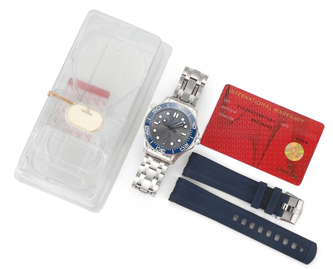 OMEGA   SEAMASTER OM0132
