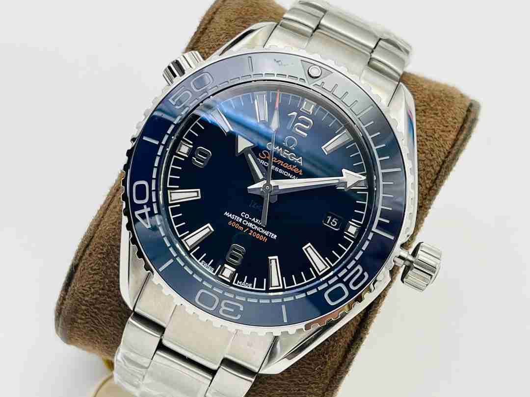 OMEGA    SEAMASTER OM0210
