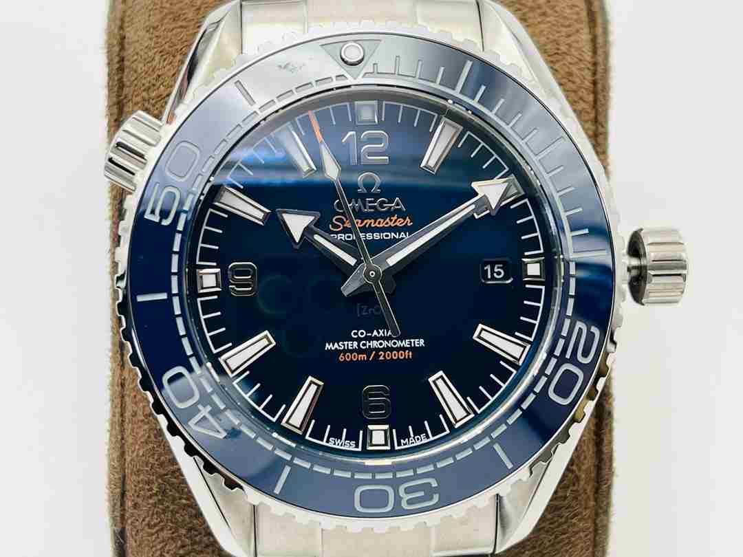 OMEGA    SEAMASTER OM0210