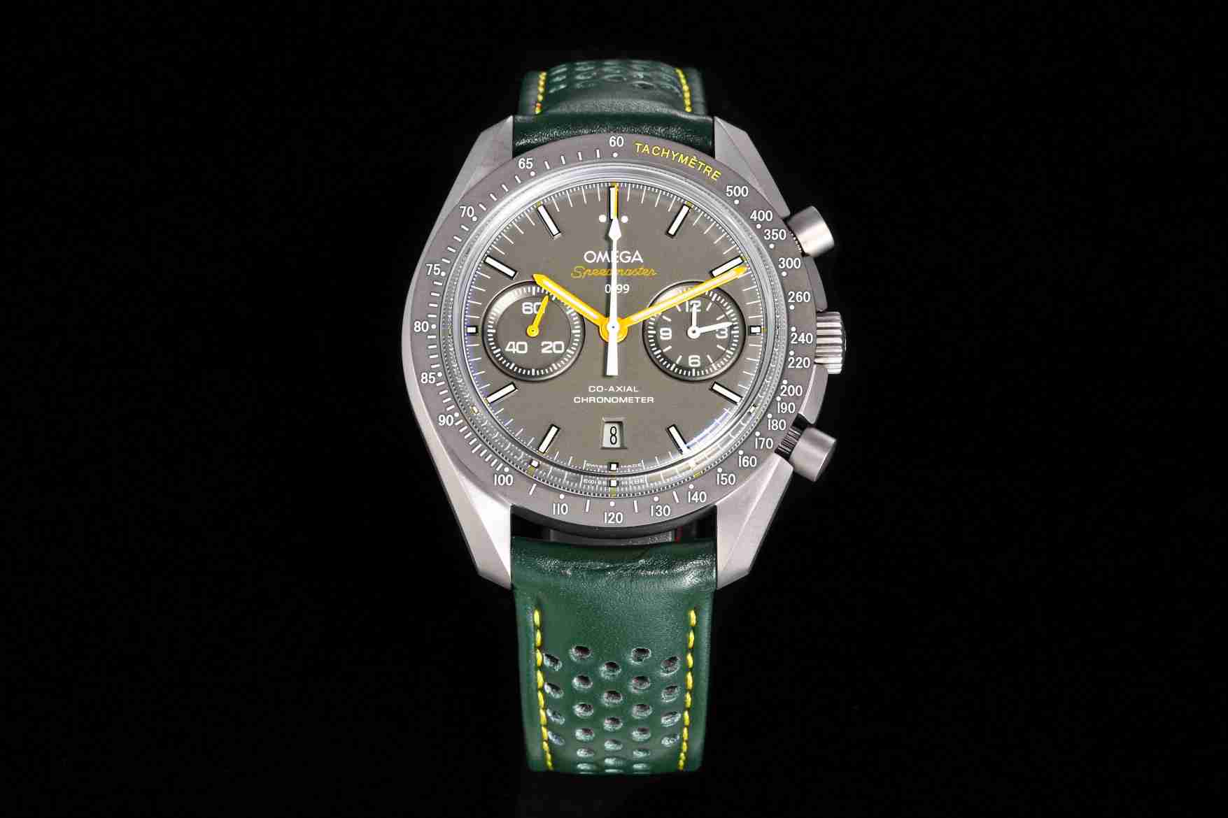 OMEGA   SPEEDMASTER Apollo OM0215