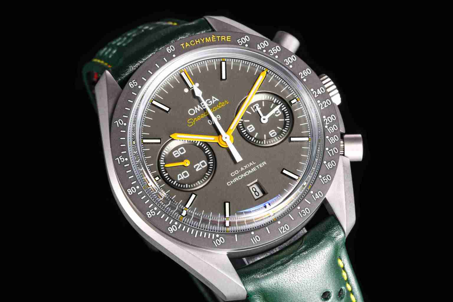OMEGA   SPEEDMASTER Apollo OM0215