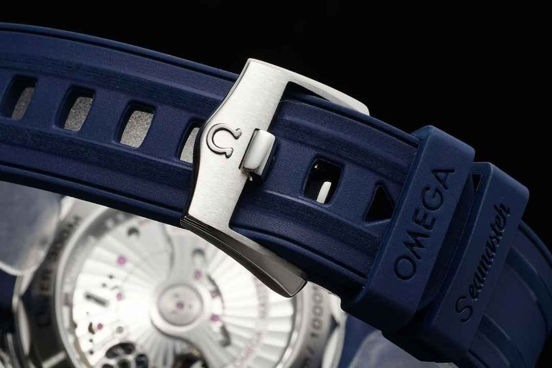 OMEGA    SEAMASTER OM0251