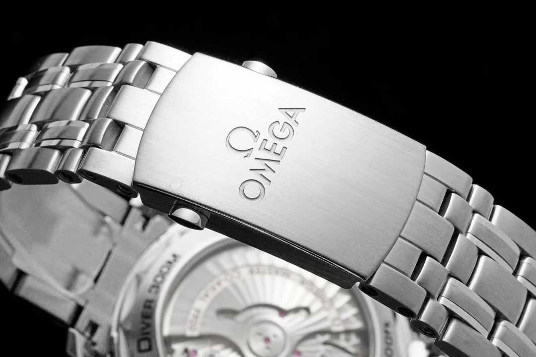 OMEGA    SEAMASTER OM0252