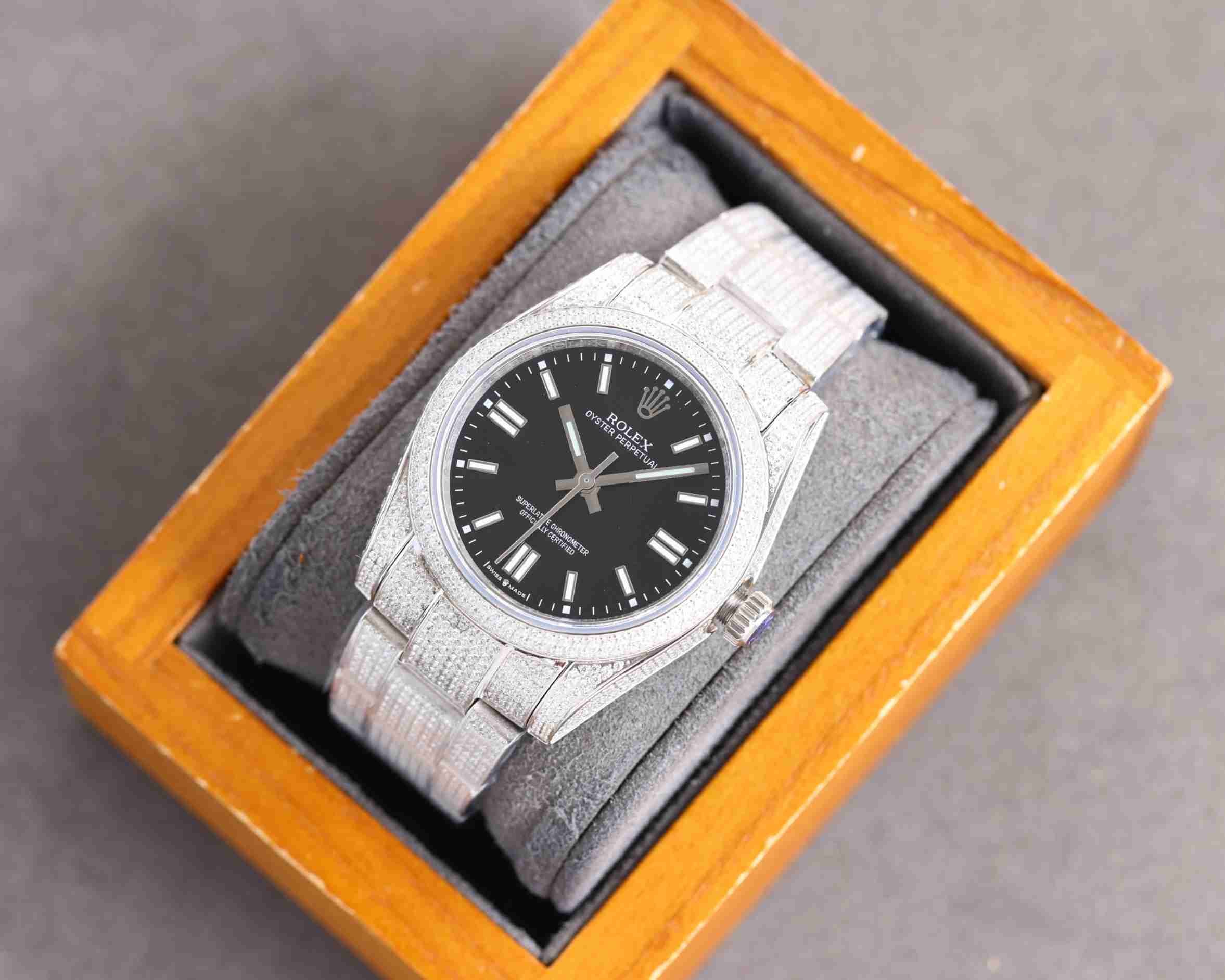 ROLEX New Oyster Perpetual 36MM RO0858