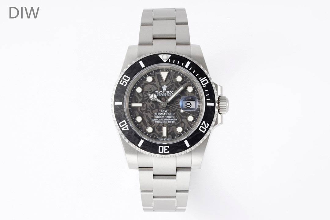 ROLEX  New Submariner 40MM RO1290