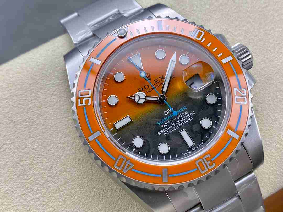 ROLEX  New Submariner 40MM RO1339