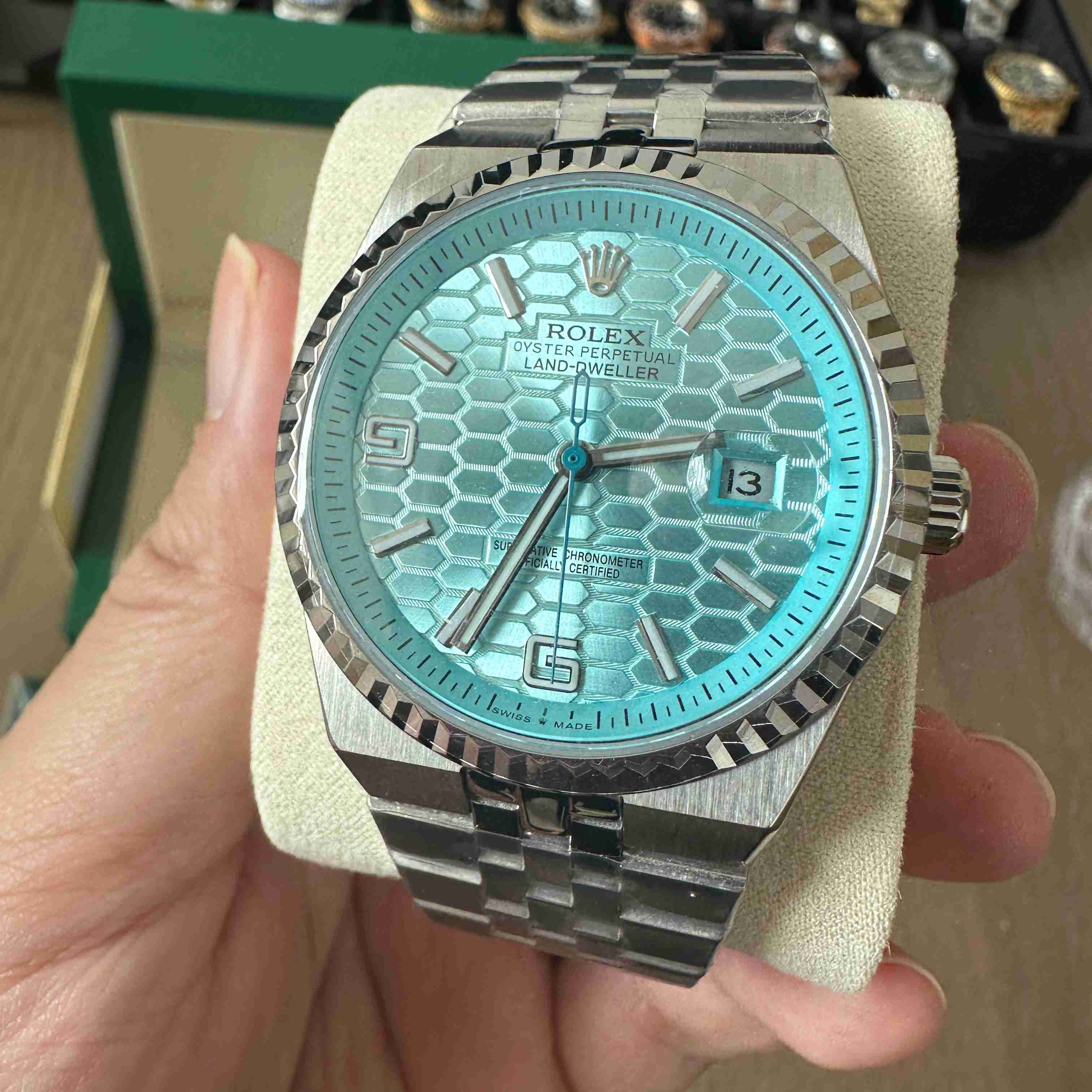 ROLEX      Land-Dweller 40 RO1901